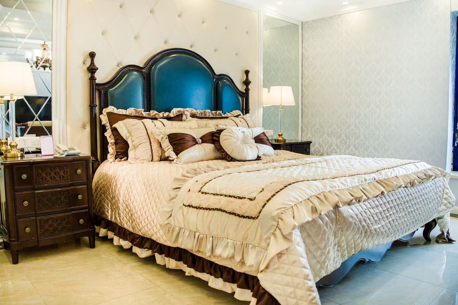 典雅舒适大床特写