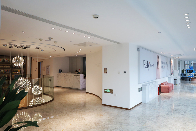 瑞丽医疗美容医院大厅
