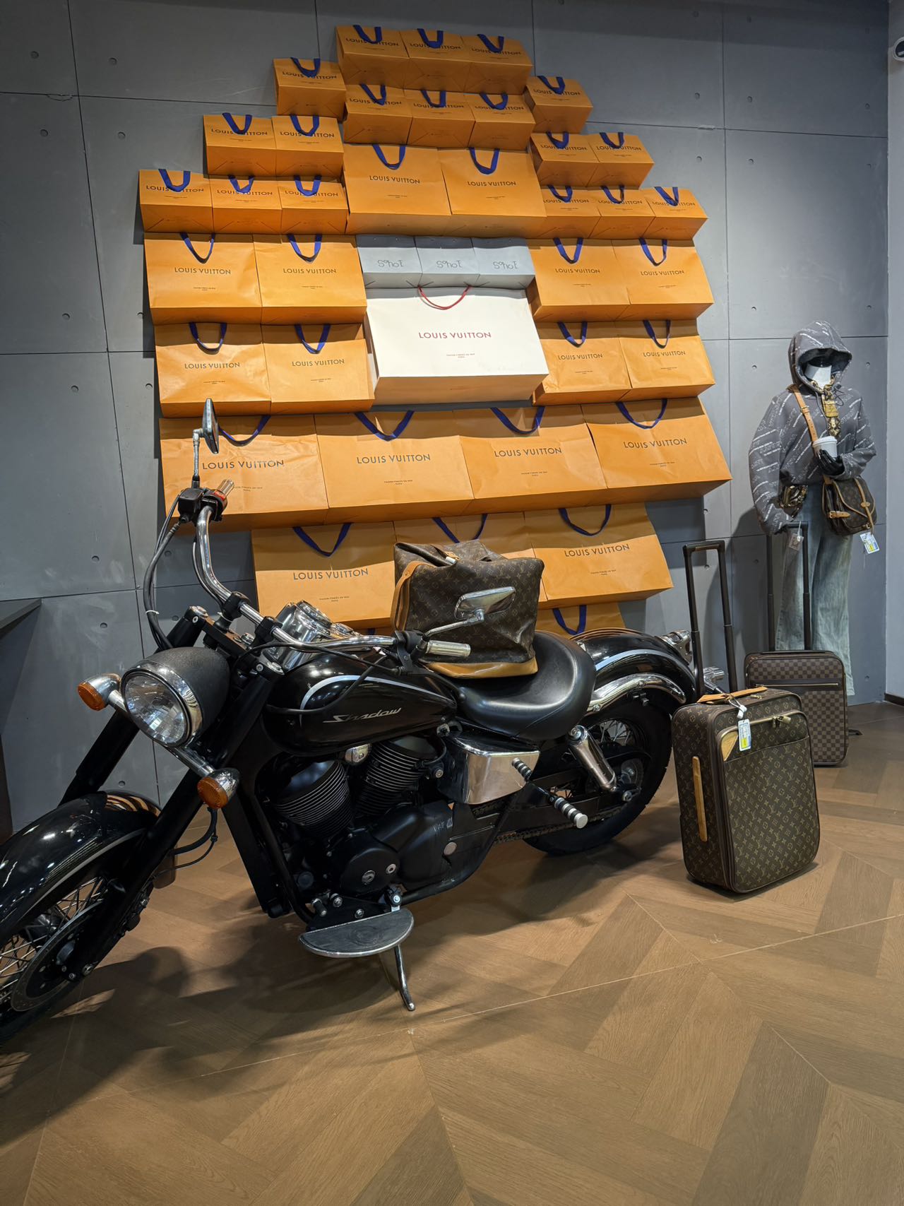 奢好易店铺环境图